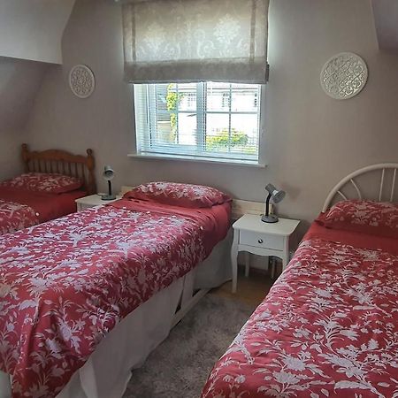 124 ,Castlelawn Heights, Headford Road Galway Homestay Ngoại thất bức ảnh