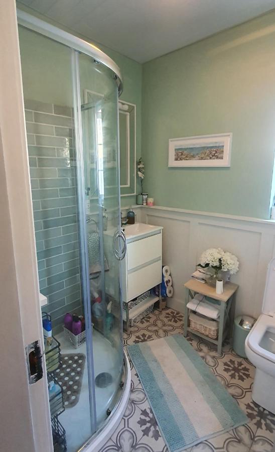 124 ,Castlelawn Heights, Headford Road Galway Homestay Ngoại thất bức ảnh