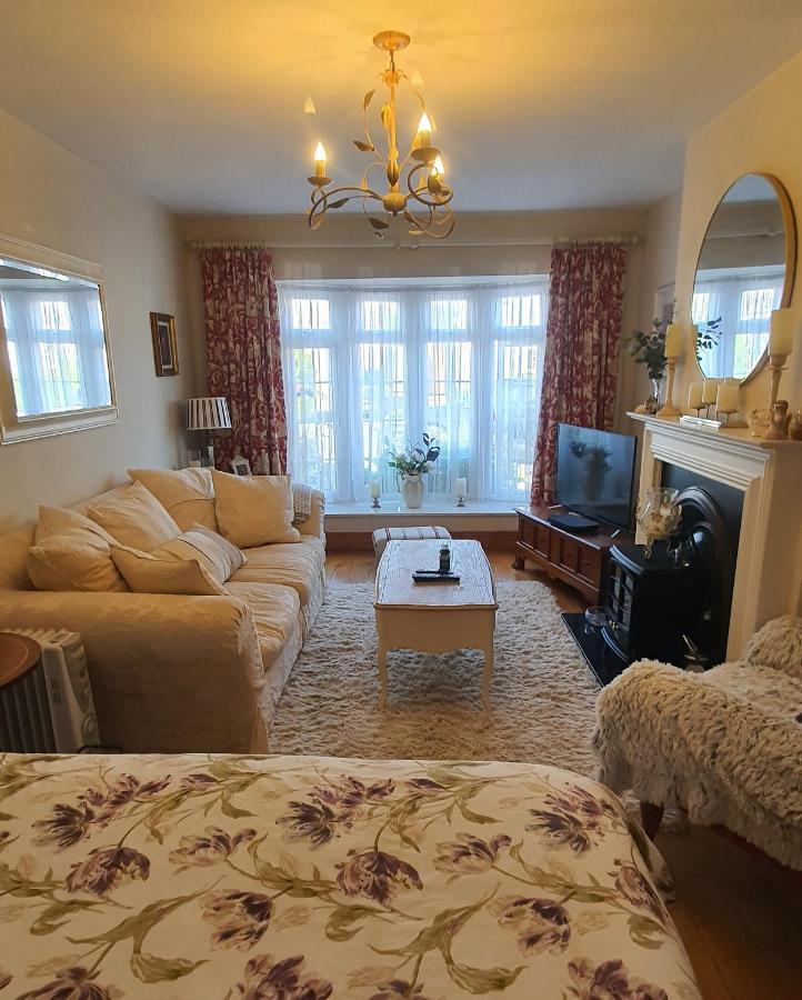 124 ,Castlelawn Heights, Headford Road Galway Homestay Ngoại thất bức ảnh